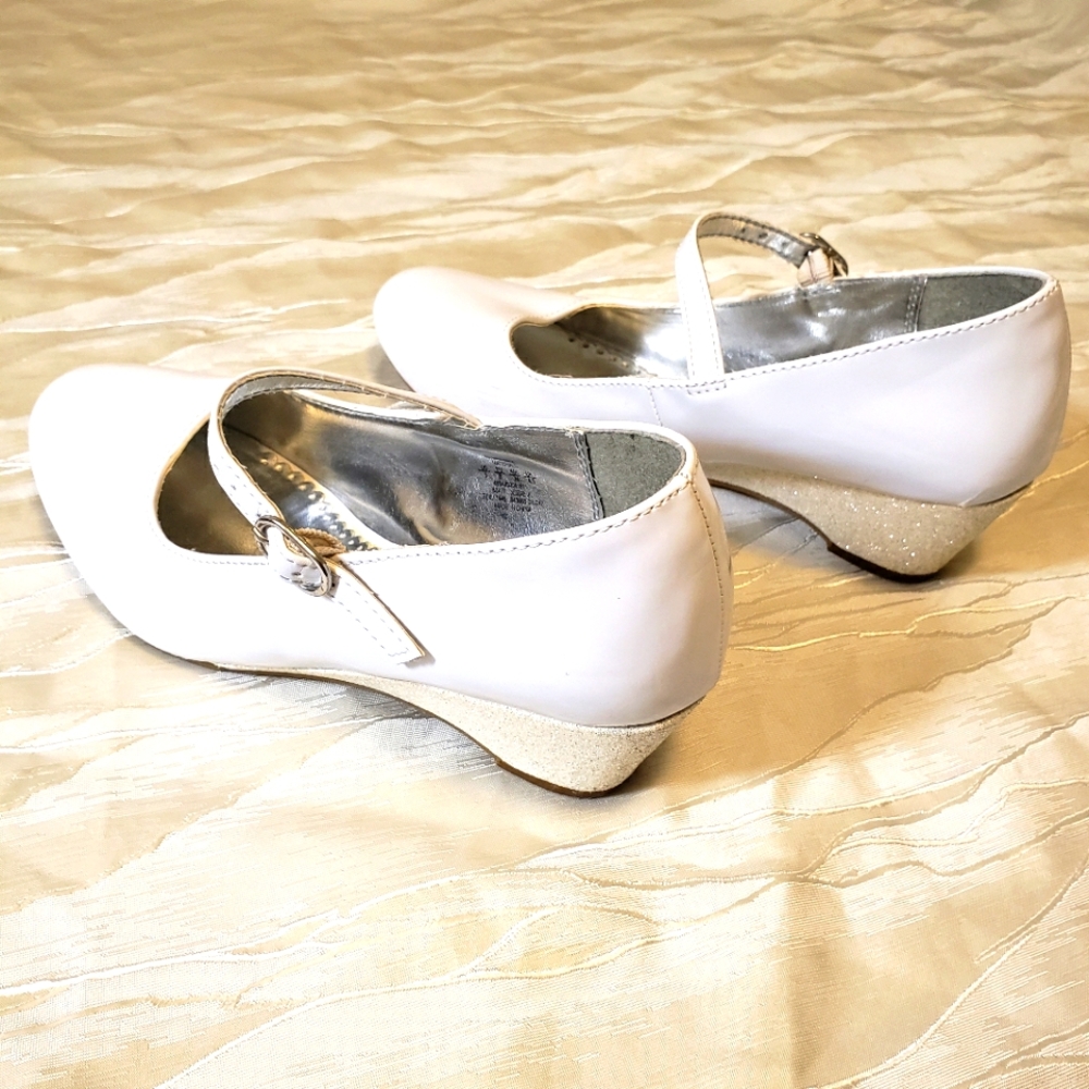 Sparkle & tux girl's white dress shoes